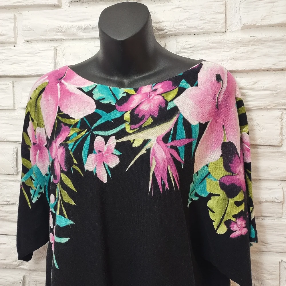 Christopher & Banks Sweater Size L_5